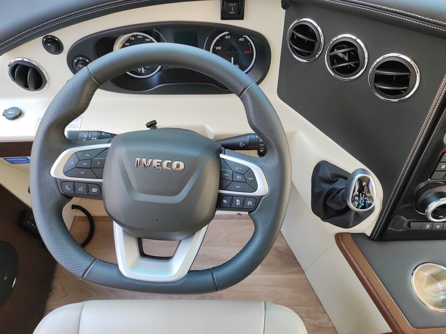 Morelo Loft 79 L ex. Mietfahrzeug 2024