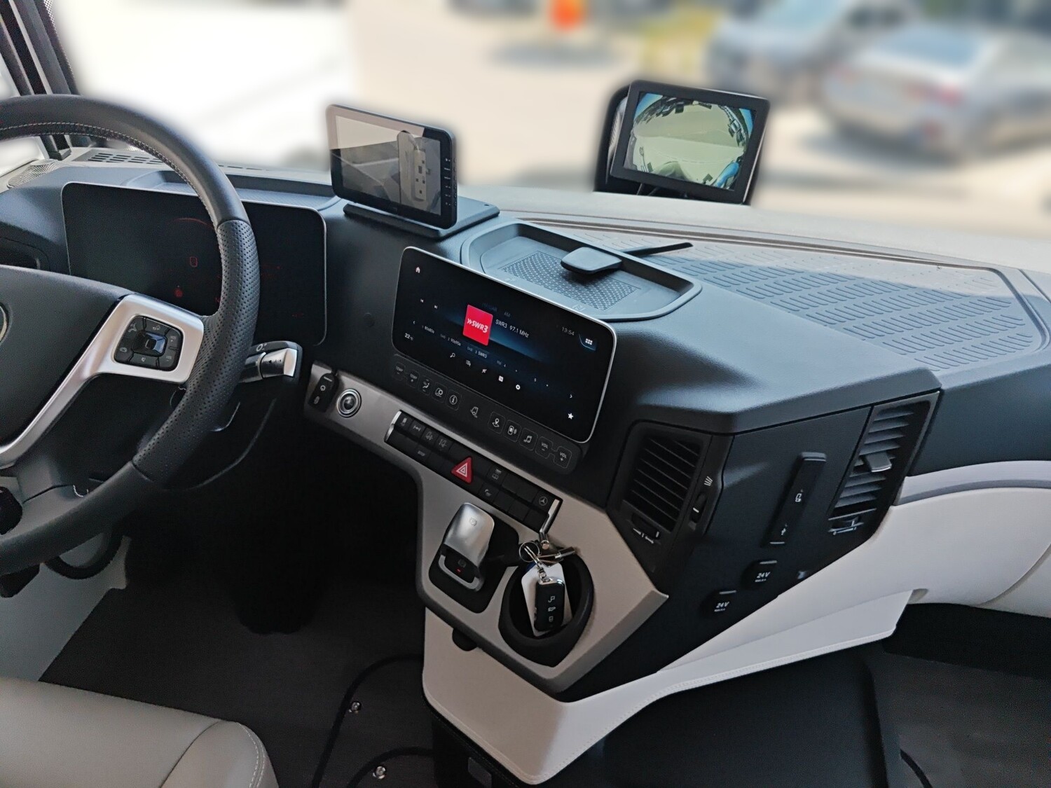 Morelo Grand Empire 105 GB MB Actros 1846L- LP728.310,- 2025