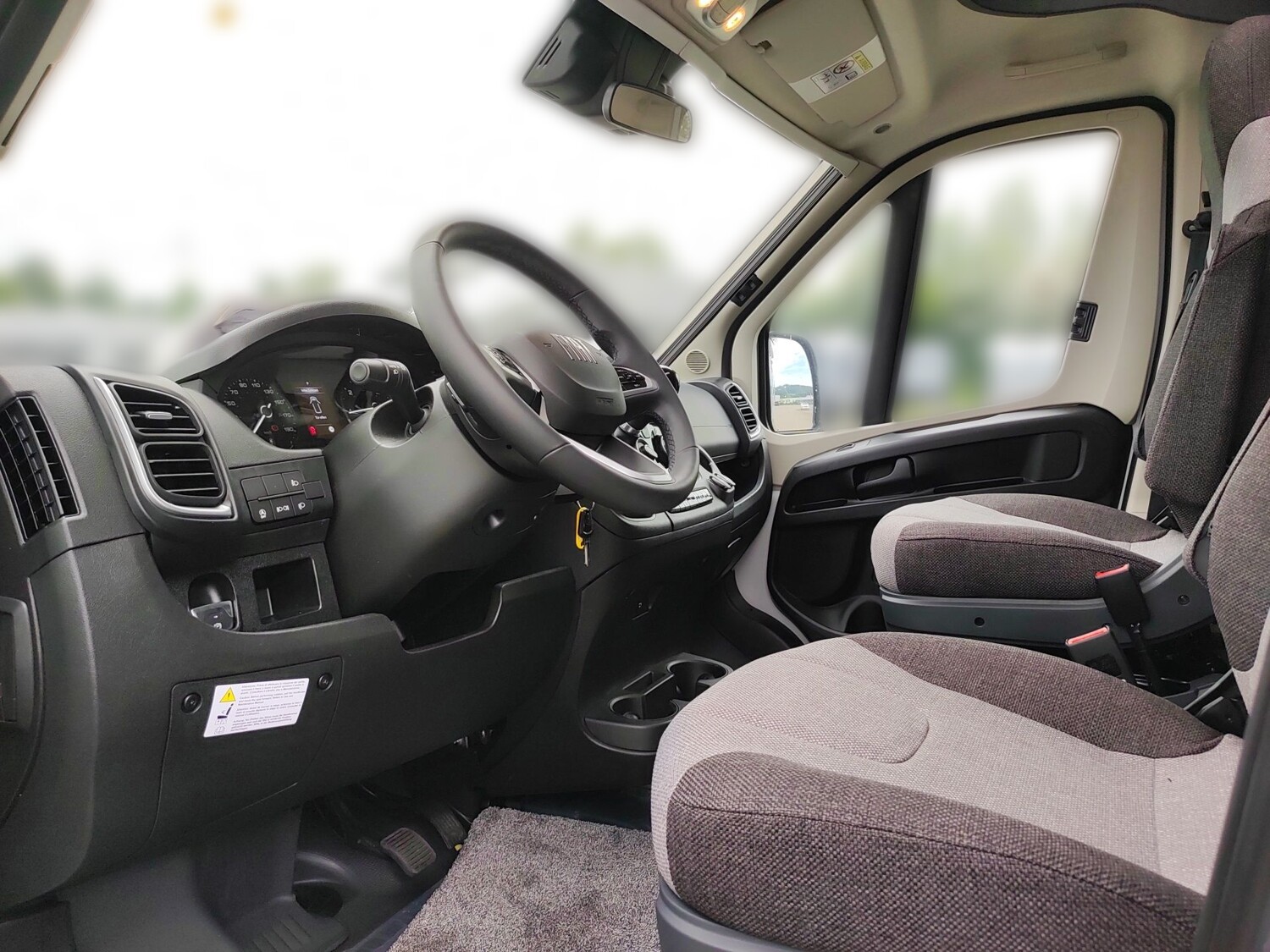 Knaus L!VE WAVE PLATINUM SELECTION 650 MF Live Wave 2025