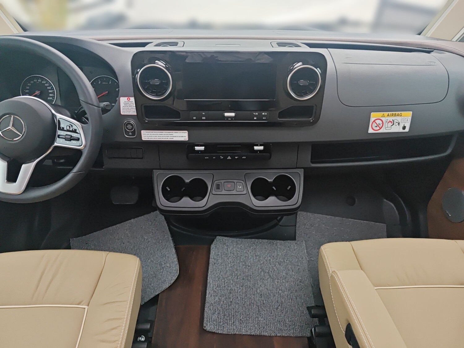 Carthago chic e-line xl I I 61 LE LP 242.060,- 2023