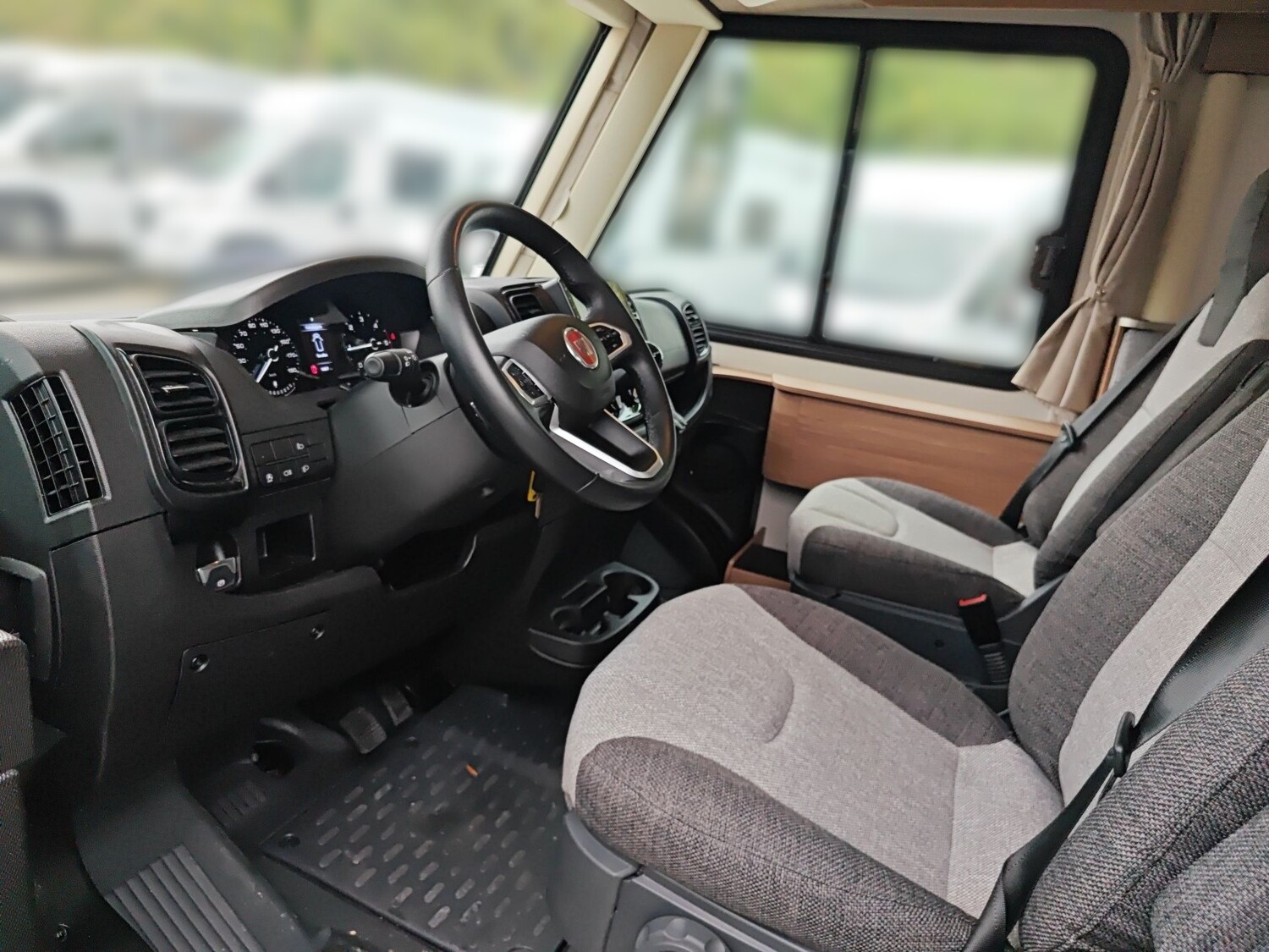 Knaus L!VE I 650 MEG Live 2024