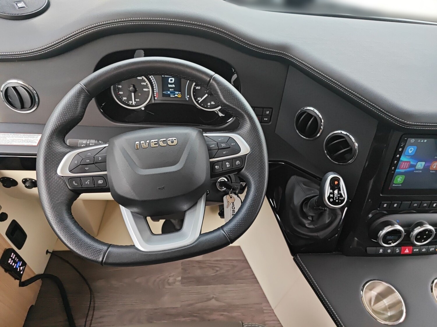 Morelo Palace 85 L Balance 2025