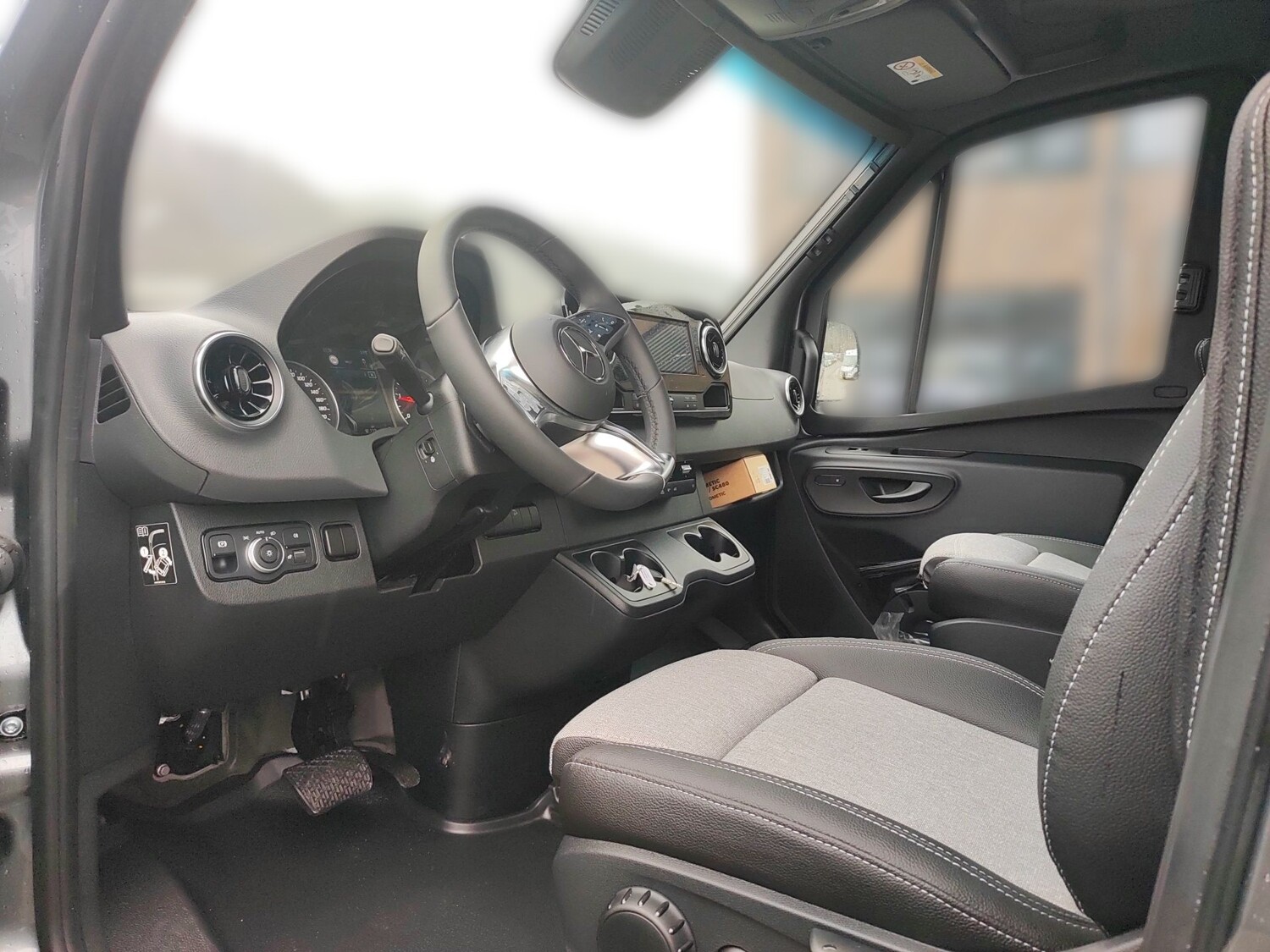 Pössl Roadstar X Mercedes 190 PS 2025