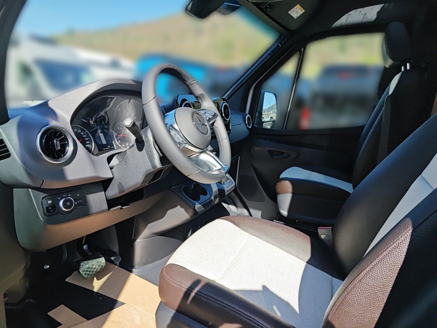 Weinsberg CaraCompact Suite MB EDITION PEPPER 640 MEG 2026