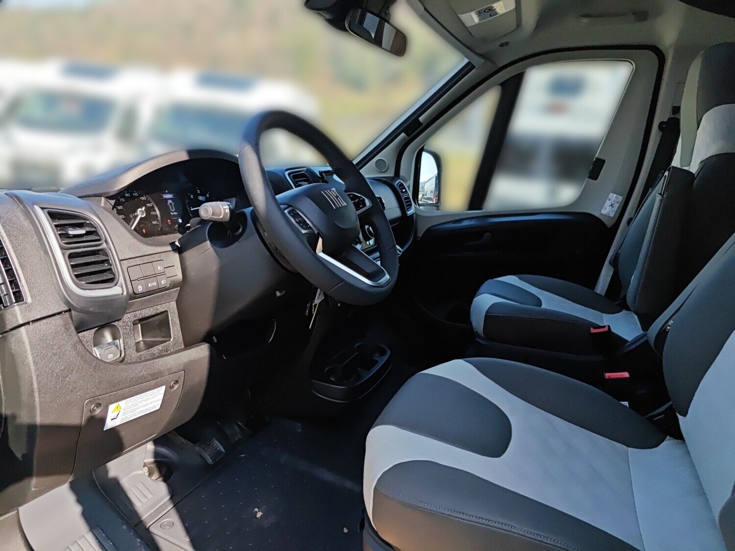 Knaus L!VE WAVE PLATINUM SELECTION 650 MEG Live Wave 2026