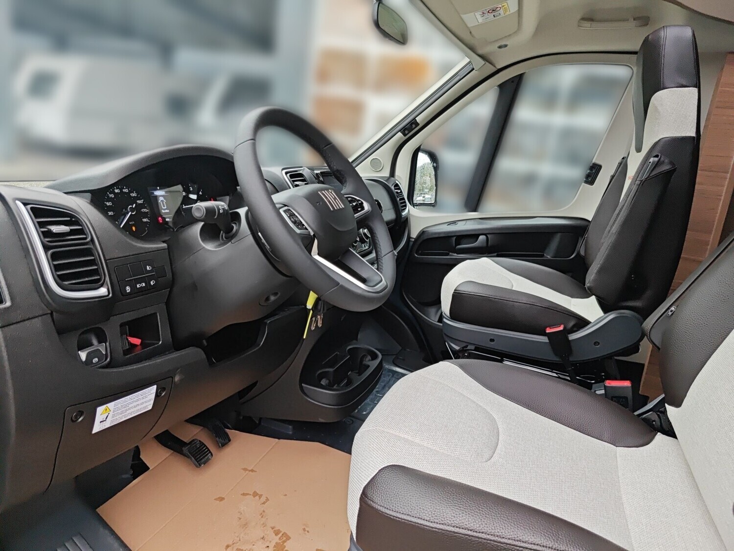 Weinsberg CaraSuite EDITION SPICY 650 MEG 2026