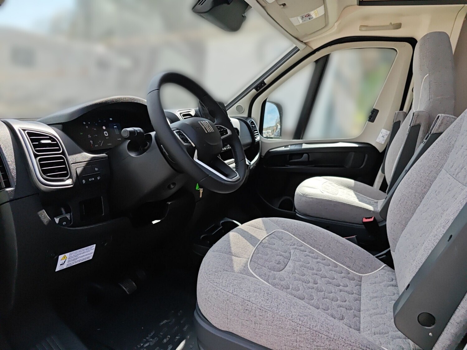 Malibu Van first class – two rooms 640 LE RB GT skyview 2026