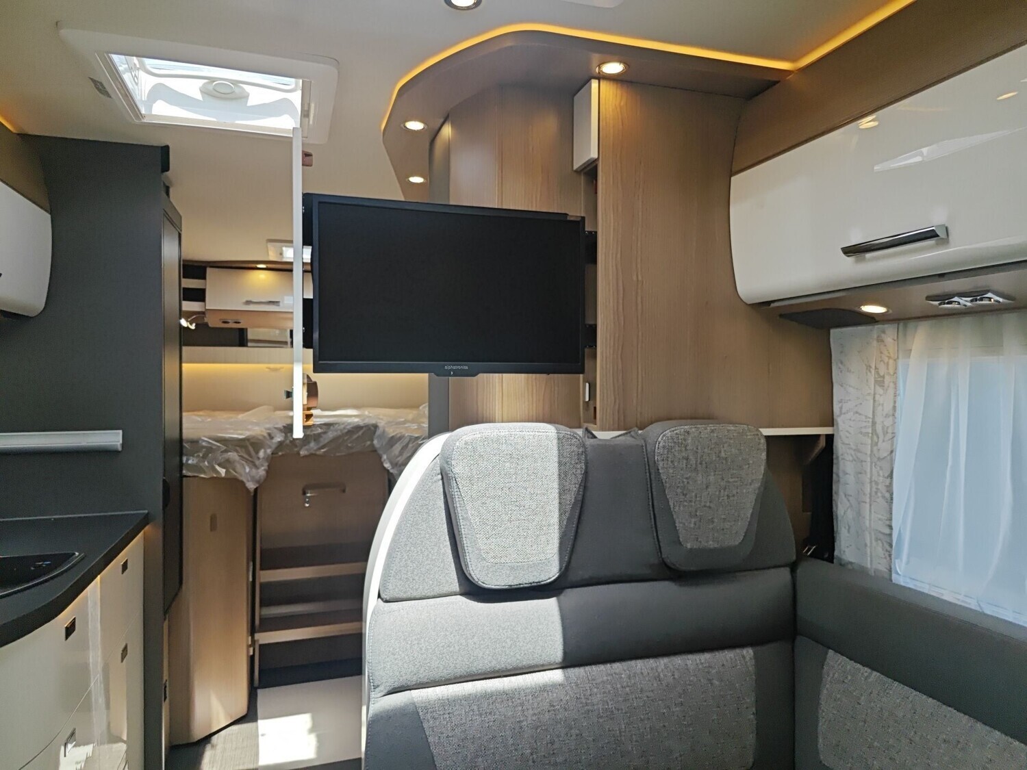 Carthago C1-tourer T 143 KB LE comfort Mercedes 2026 | Bild 18