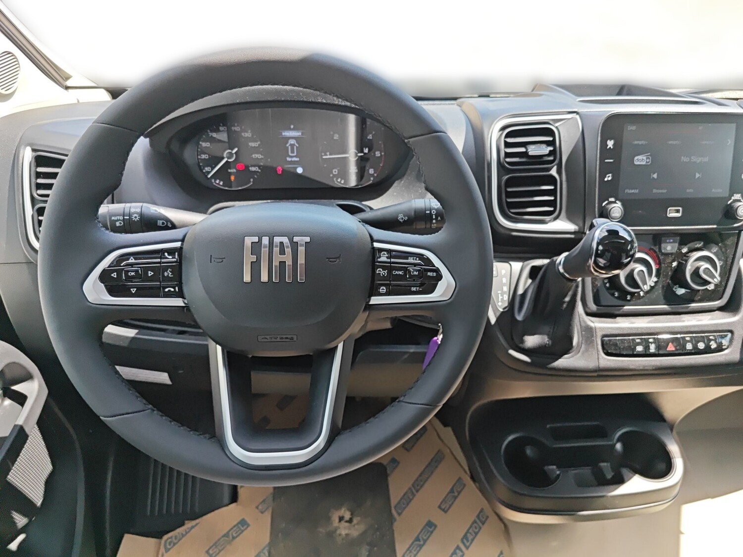 Sunlight Cliff X 600 Fiat 2026 | Bild 7