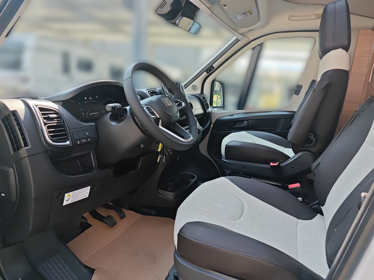 Weinsberg CaraSuite EDITION SPICY 650 MEG 2027 | Bild 6