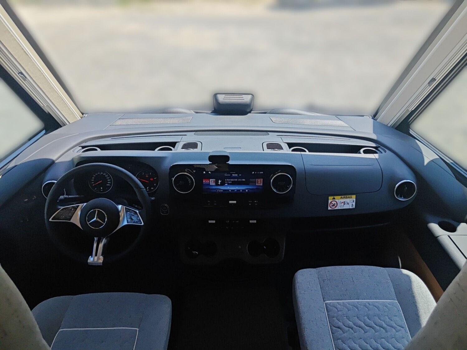 Carthago C2-tourer I 141 KB LE comfort Mercedes 2026 | Bild 9