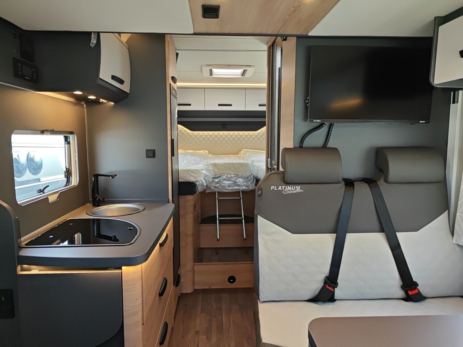 Knaus L!VE WAVE PLATINUM SELECTION 650 MEG Live Wave 2026 | Bild 18