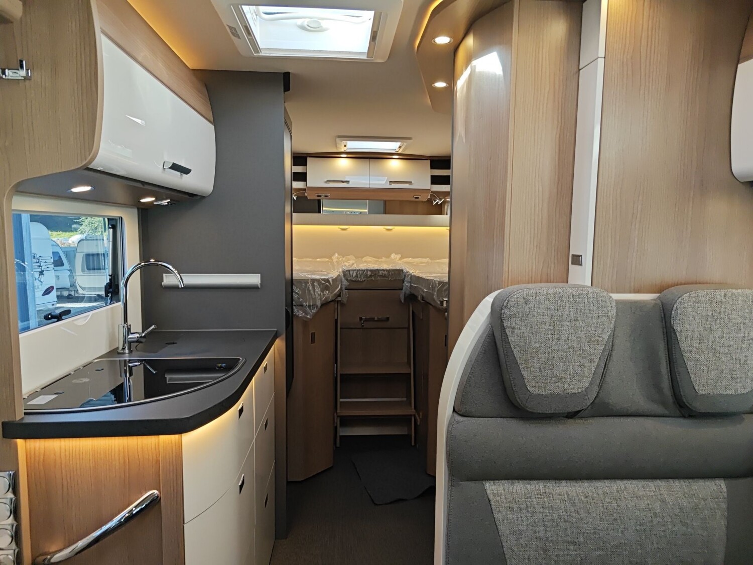 Carthago C2-tourer I 143 KB LE comfort Mercedes 2026 | Bild 18