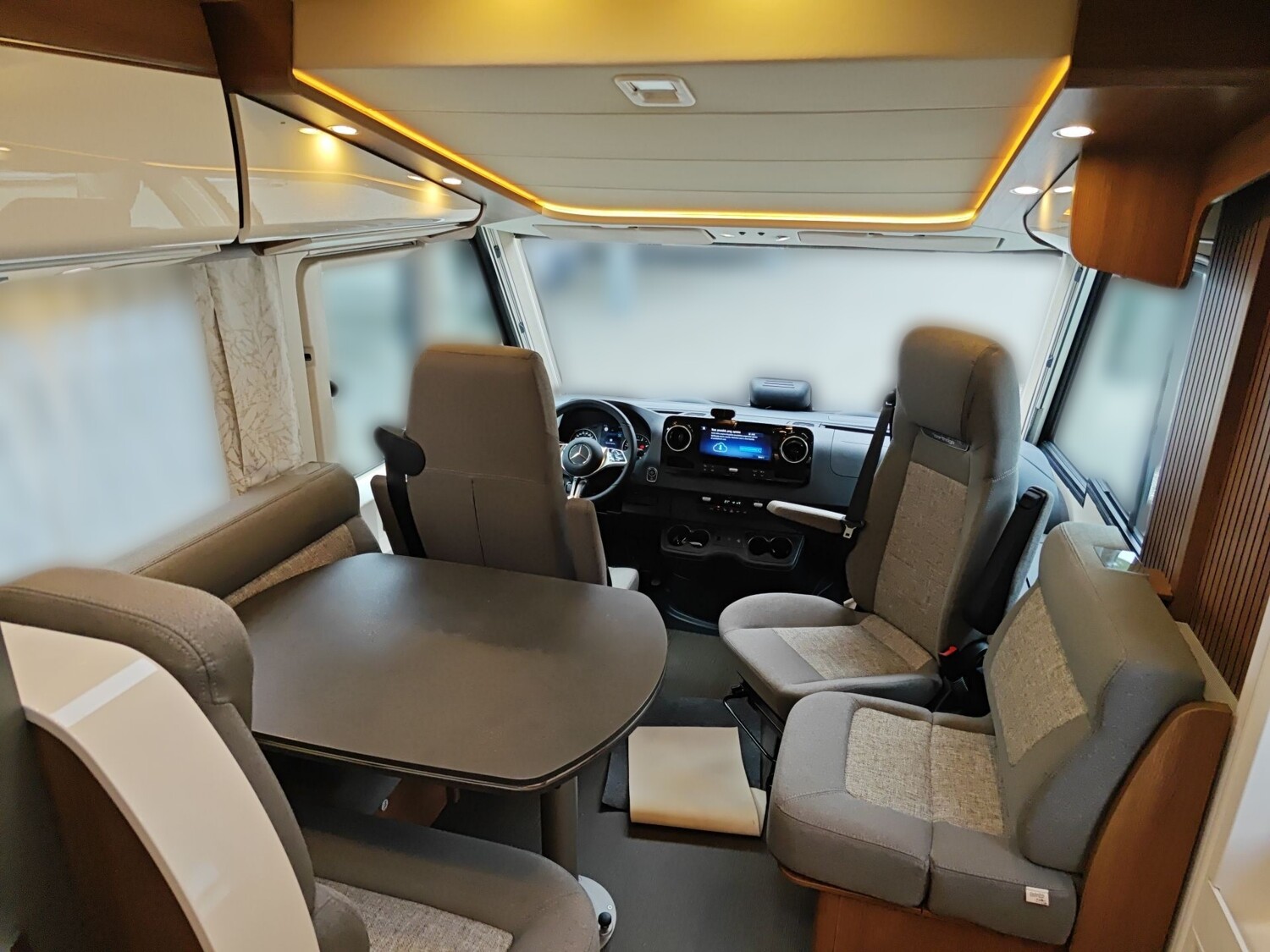 Carthago C2-tourer I 143 KB LE comfort Mercedes 2026 | Bild 10