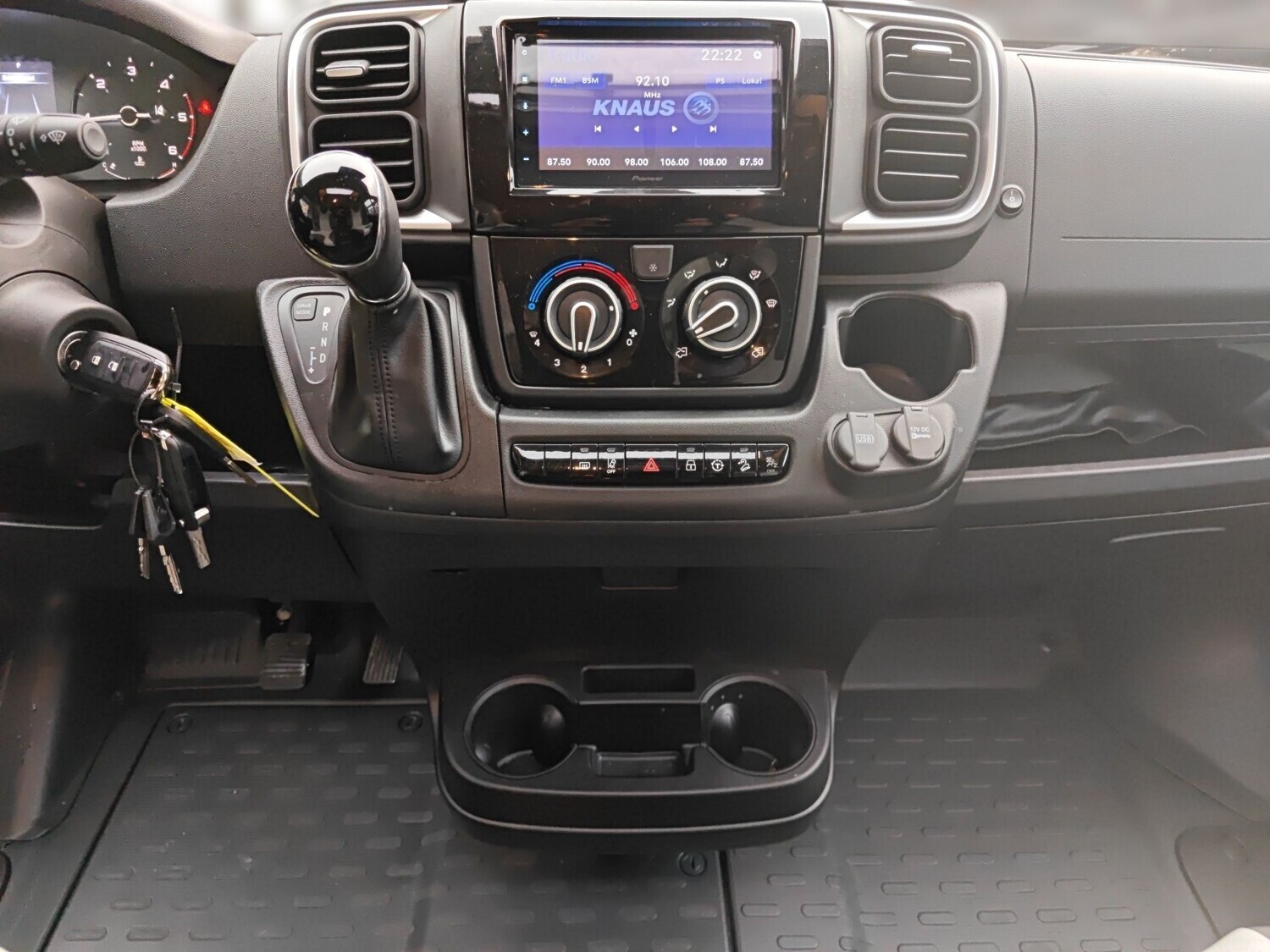 Knaus L!VE WAVE PLATINUM SELECTION 650 MEG Live Wave 2026 | Bild 8