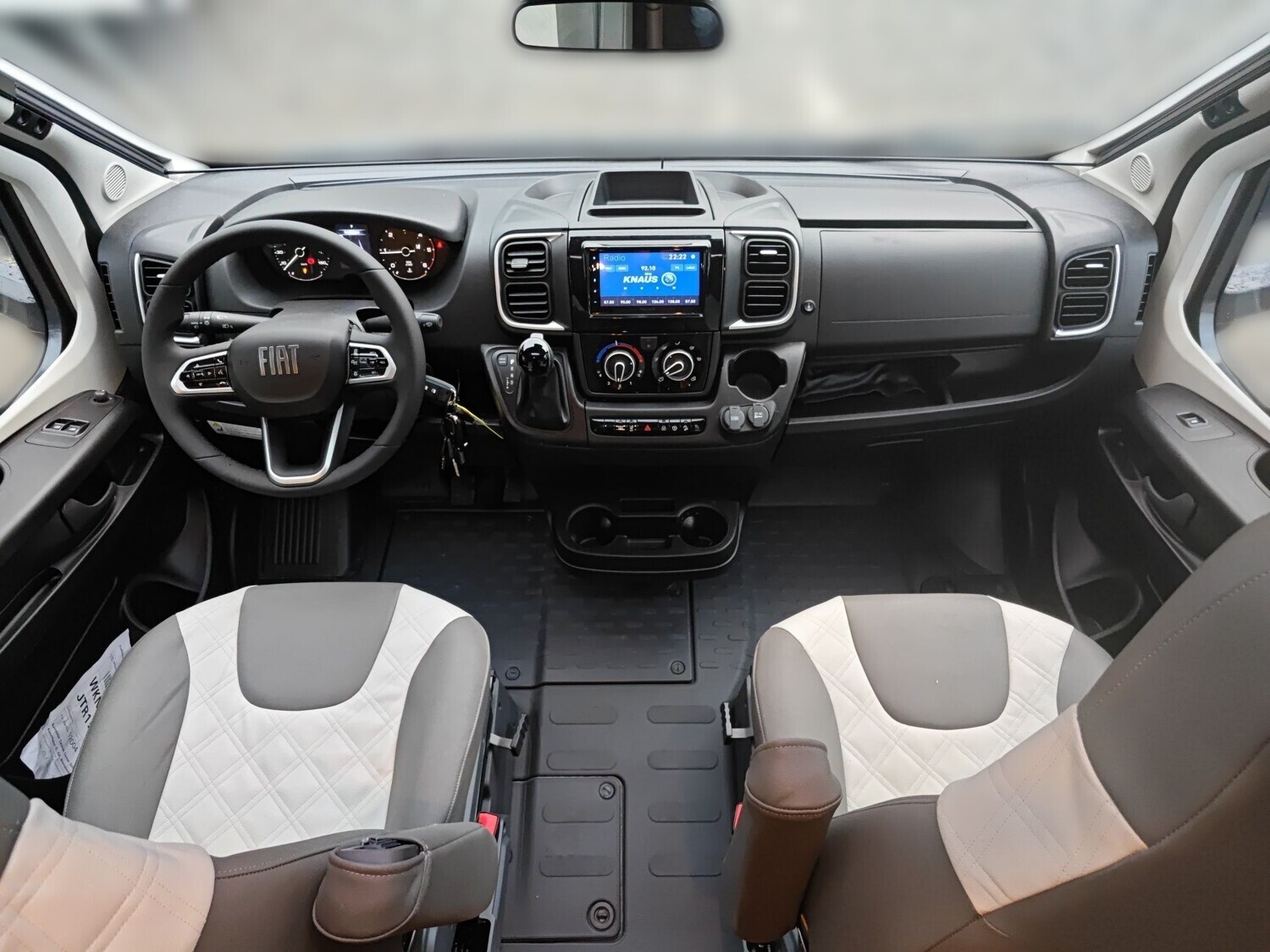 Knaus L!VE WAVE PLATINUM SELECTION 650 MEG Live Wave 2026 | Bild 9