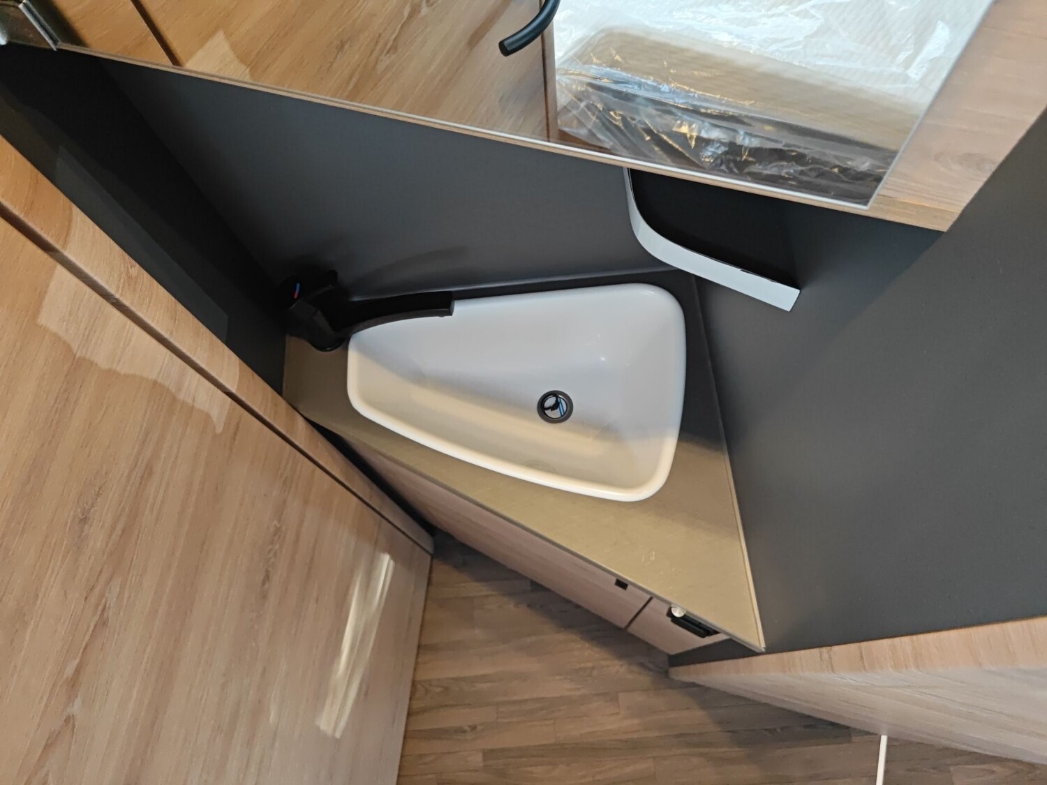 Knaus L!VE WAVE PLATINUM SELECTION 650 MF 2027 | Bild 14