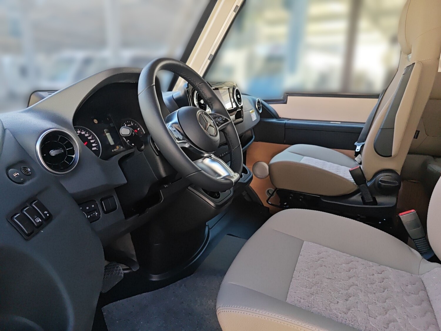 Carthago C2-tourer I 145 RB LE comfort Mercedes 2026 | Bild 6